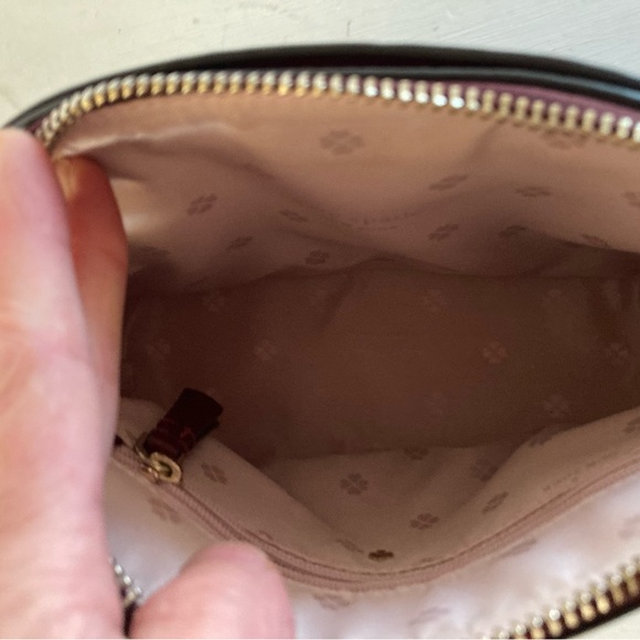 Kate spade cross body purse - Picture 7 of 12